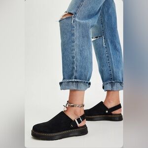 ▪️NIB Dr. Martens Brooklin Mules in Black Suede